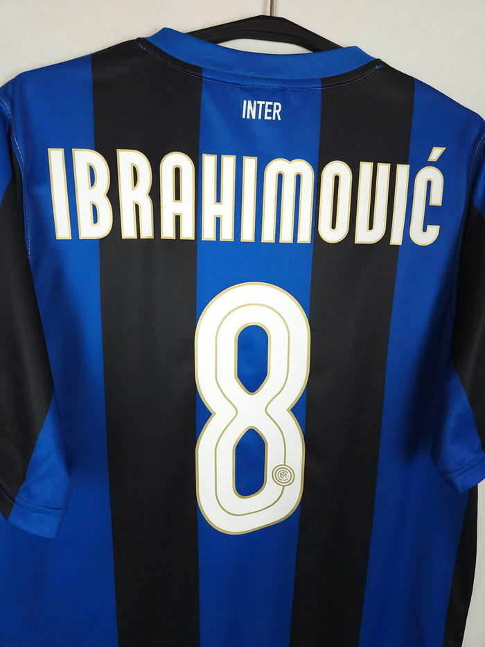 2008-09 Inter Milan Home Shirt Ibrahimovic #8 - detailed view