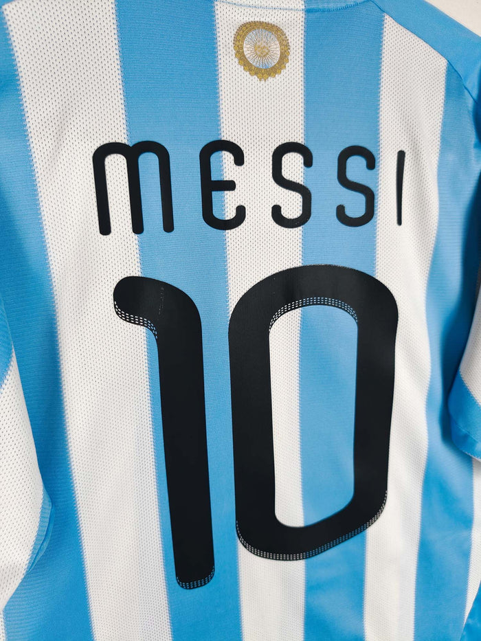 2010-11 Argentina Home Shirt Messi #10 - detailed view