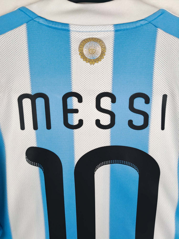 2010-11 Argentina Home Shirt Messi #10 - detailed view