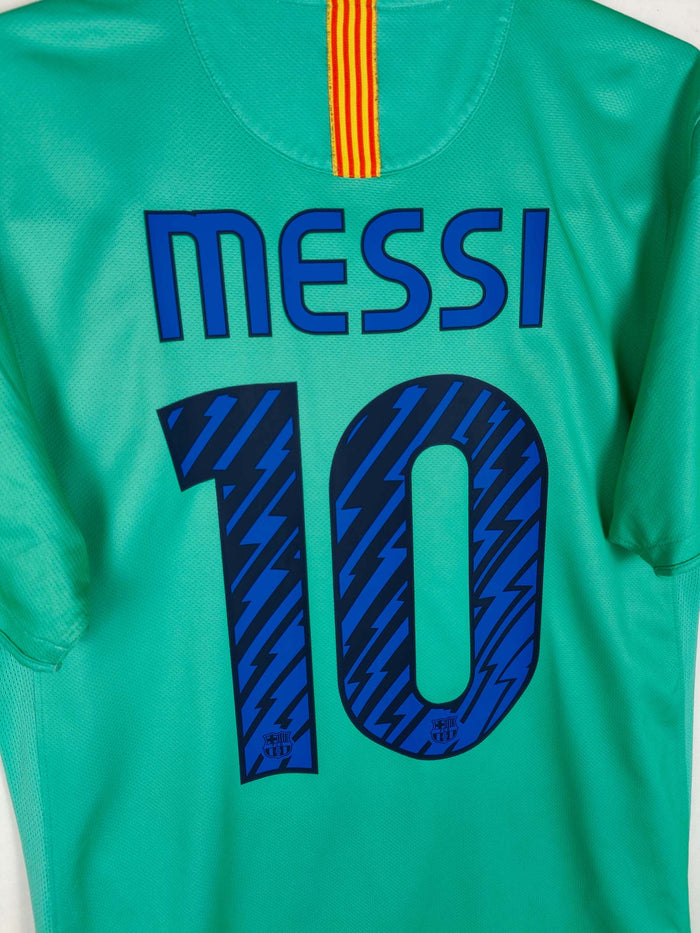 2010-11 Barcelona Away Shirt Messi #10 - detailed view