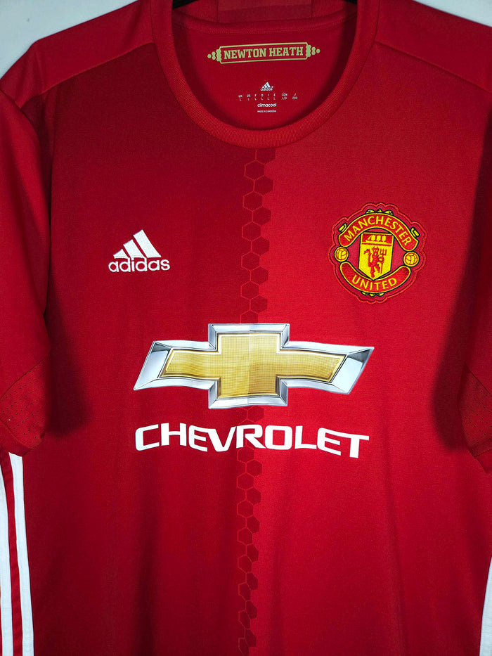 2016-17 Manchester United Home Shirt - detailed view