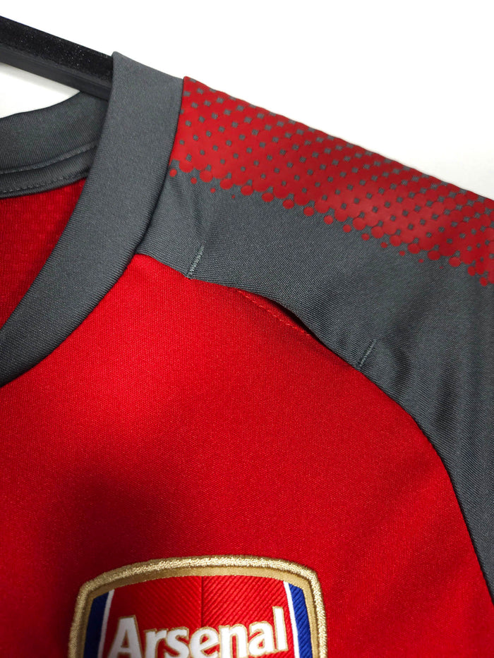 2017-18 Arsenal Training Shirt - detailed view