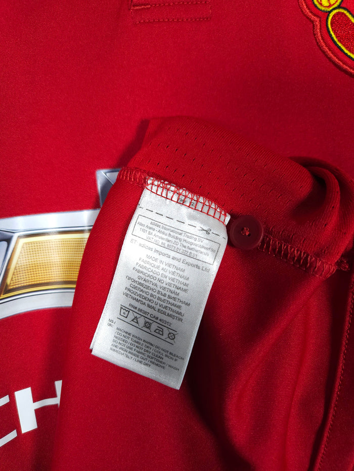 2017-18 Manchester United Home Shirt - detailed view