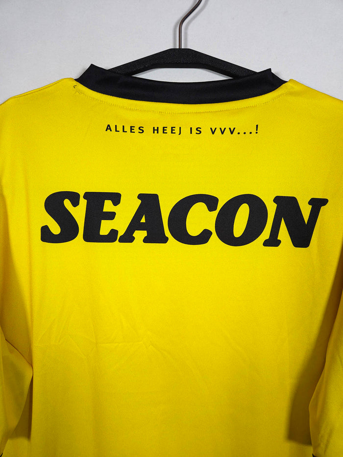 2017-18 VVV-Venlo Home Shirt - detailed view