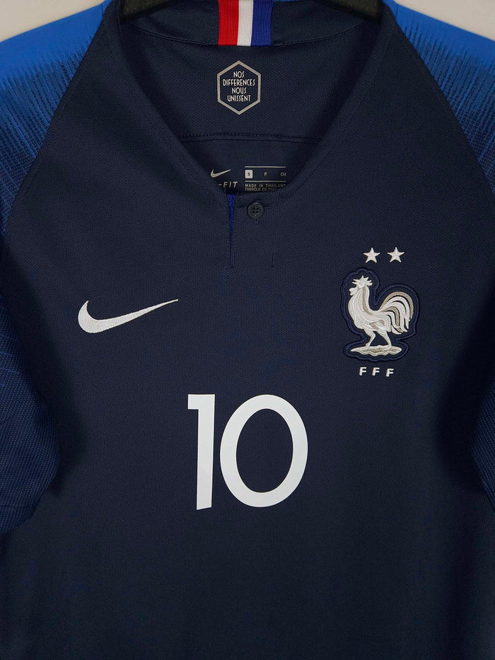 2018-19 France Home Shirt Mbappe #10 - detailed view