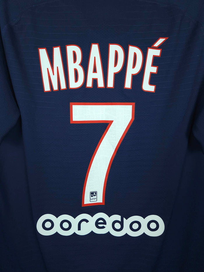 2018-19 Paris Saint-Germain Home Shirt Mbappé #7 (Pro) - detailed view
