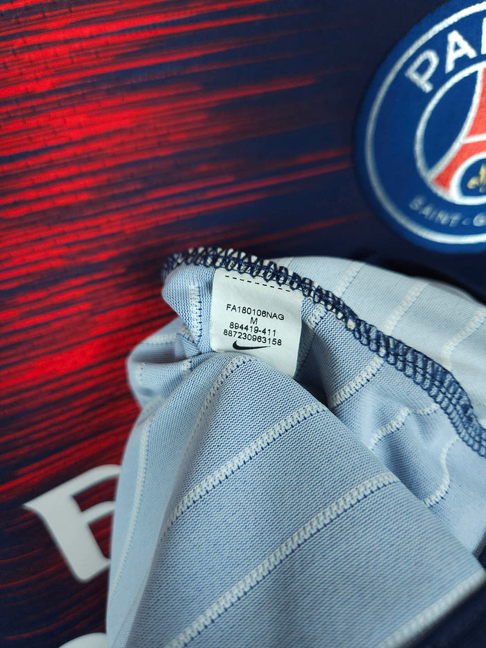 2018-19 Paris Saint-Germain Home Shirt Mbappé #7 (Pro) - detailed view