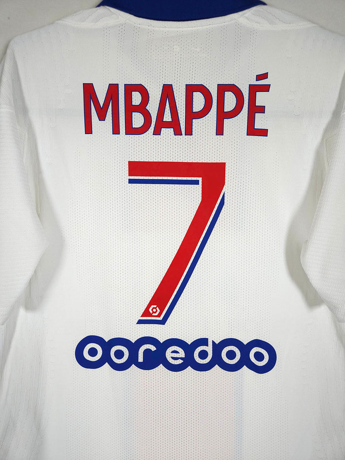 2020-21 Paris Saint-Germain Away Shirt Mbappé #7 (Pro) - detailed view