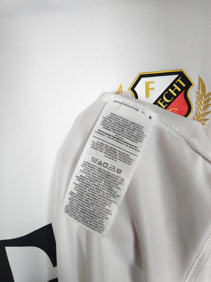 2020-21 Utrecht Home Shirt - detailed view
