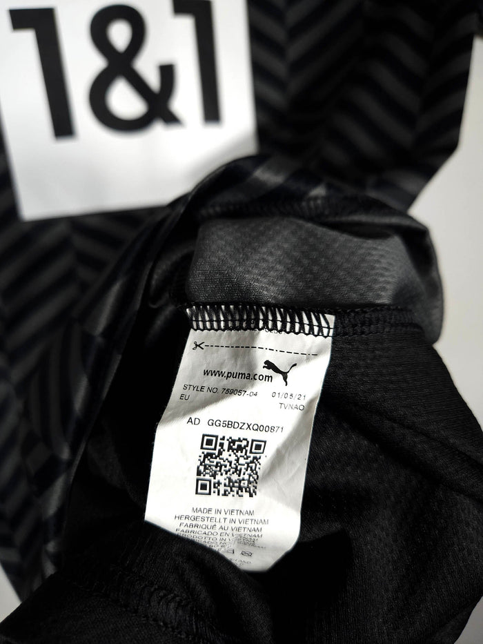 2021-22 Borussia Dortmund Away Shirt - detailed view