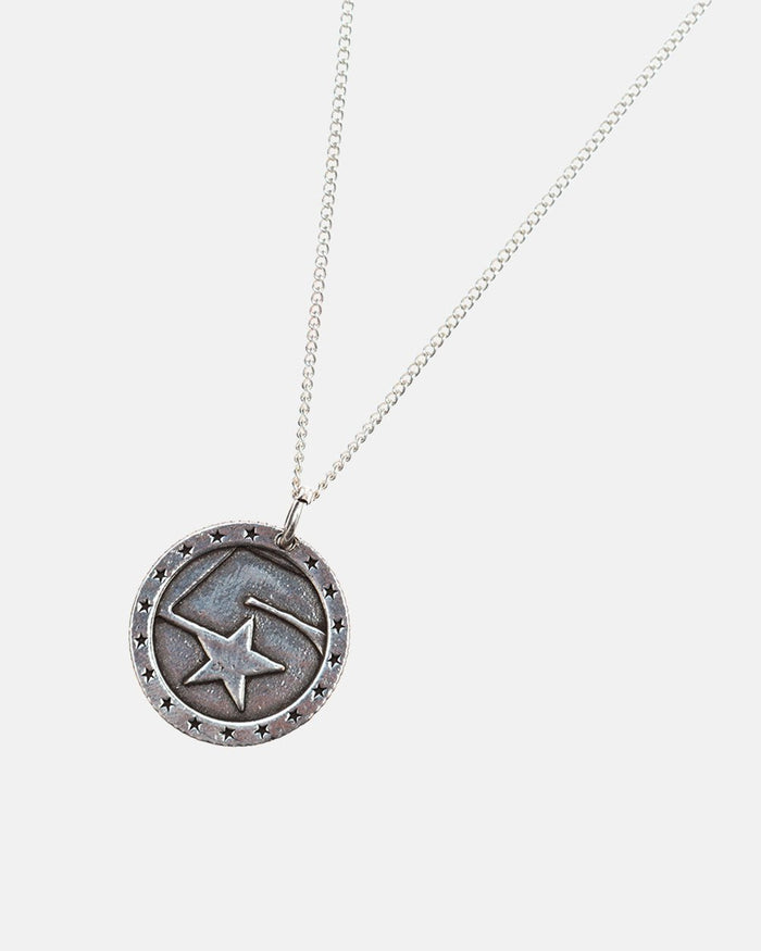 5 STARS NECKLACE - silver star medallion necklace, detail close-up - Cold Culture