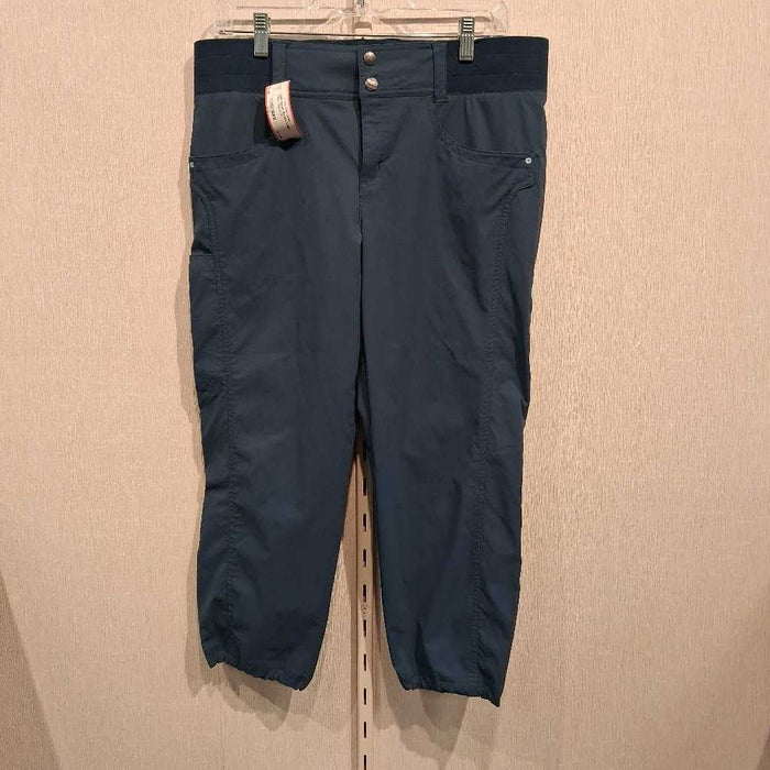 Active Capri Pants