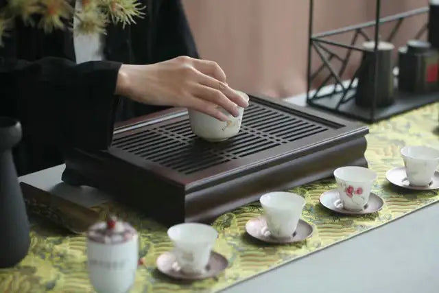 Bamboo Tea Tray with Plastic Water Tank  L37*W26*H7cm - King Tea Mall