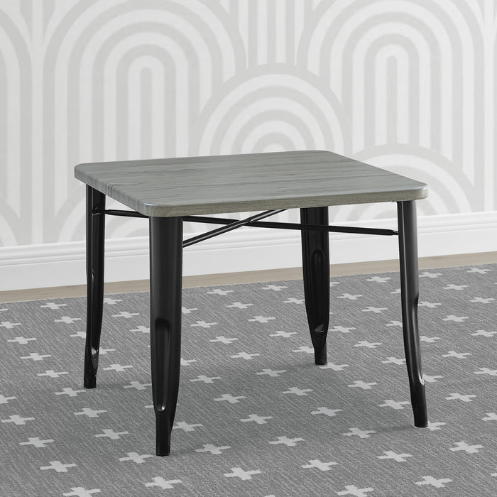 Black with Grey Barnboard (1438)