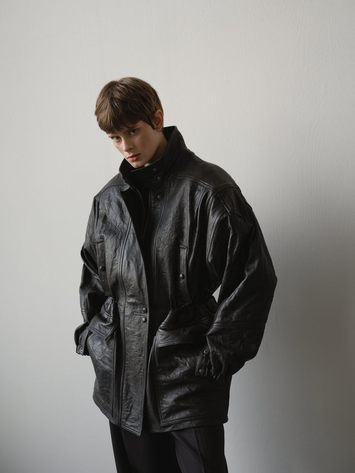 CRINKLED LEATHER PARKA IN COLD BROWN