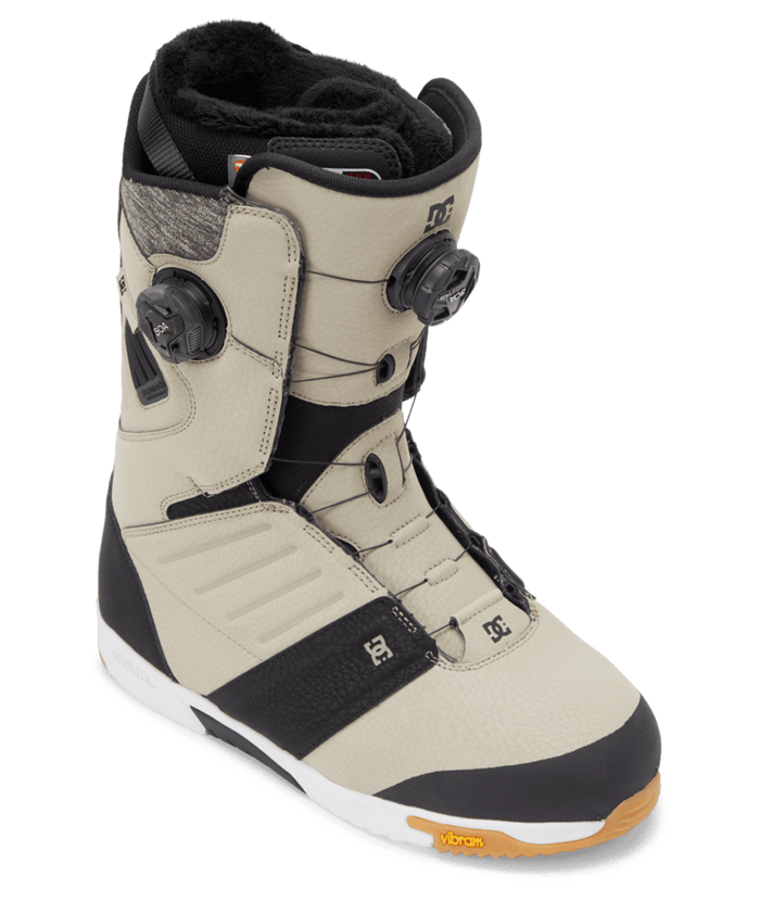 TAN / 11