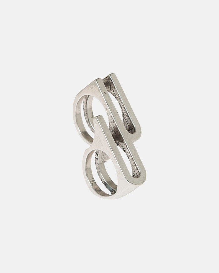 DOUBLE C RING - silver double band ring, side view - Cold Culture