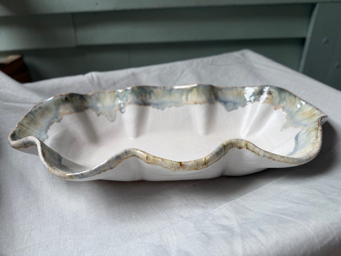 Flutter Dish - Magnolia