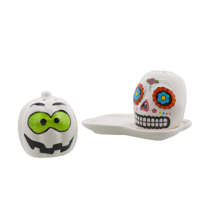 novelty salt and pepper shakers