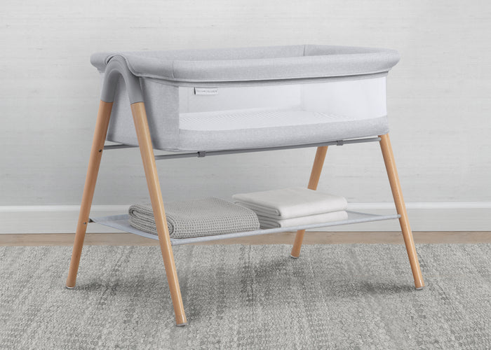 25575 2376DeltaHavenKoiBeechwoodBassinet Grey Dove Lifestyle 01