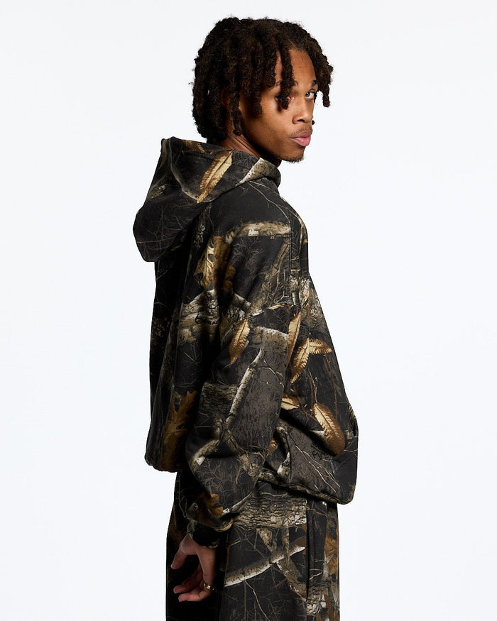 HOODIE REALTREE BLACK - black realtree camo hoodie, side view - Cold Culture #man