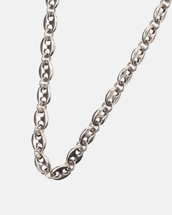 MARINE CHAIN - chunky silver chain necklace, detail close-up - Cold Culture