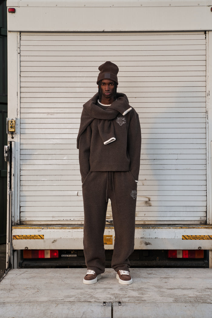 MONOGRAM KNITTED CREW - BROWN