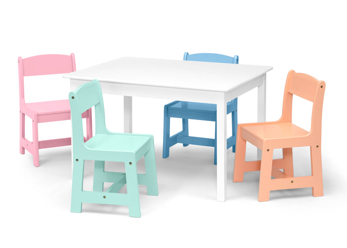 Bianca White with Pastel (1235)