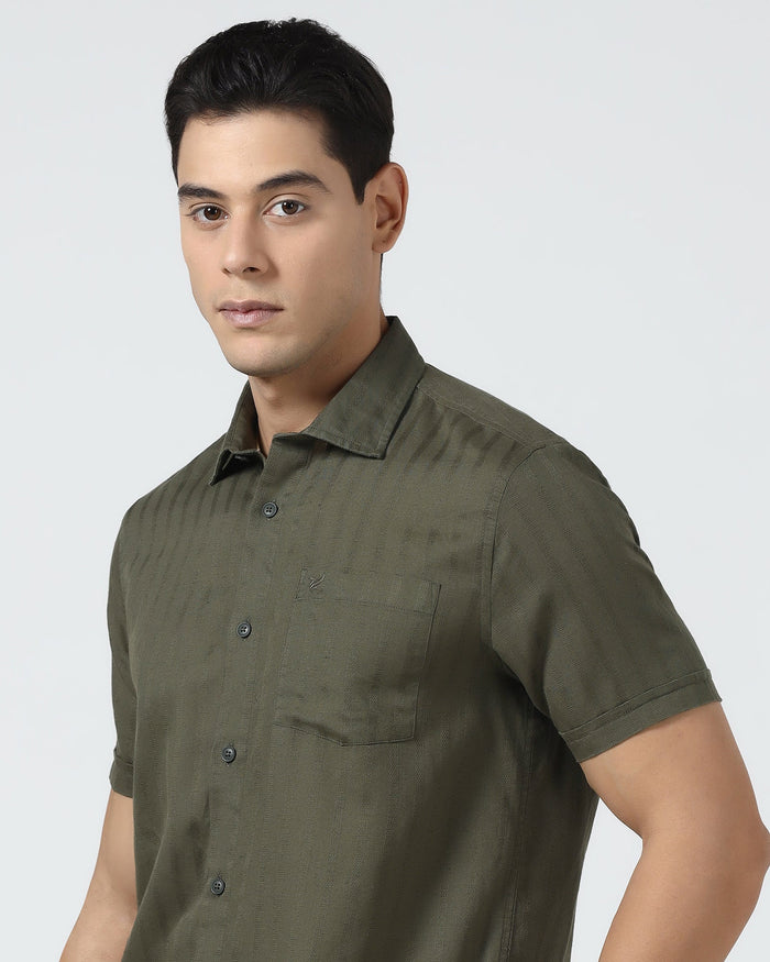 Olive Half Sleeve Linen Stripe Shirt - Sanhok