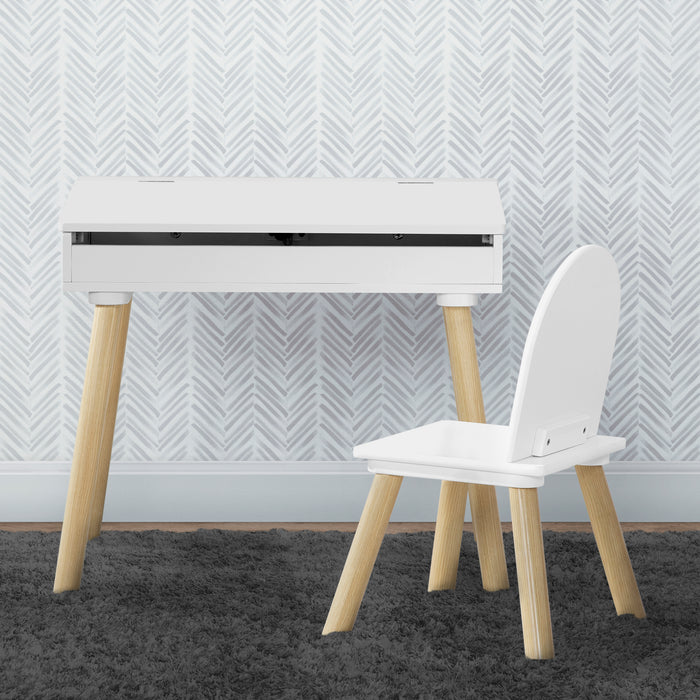 TT89188GN 130 desk and chair ollie white natural lifestyle 103