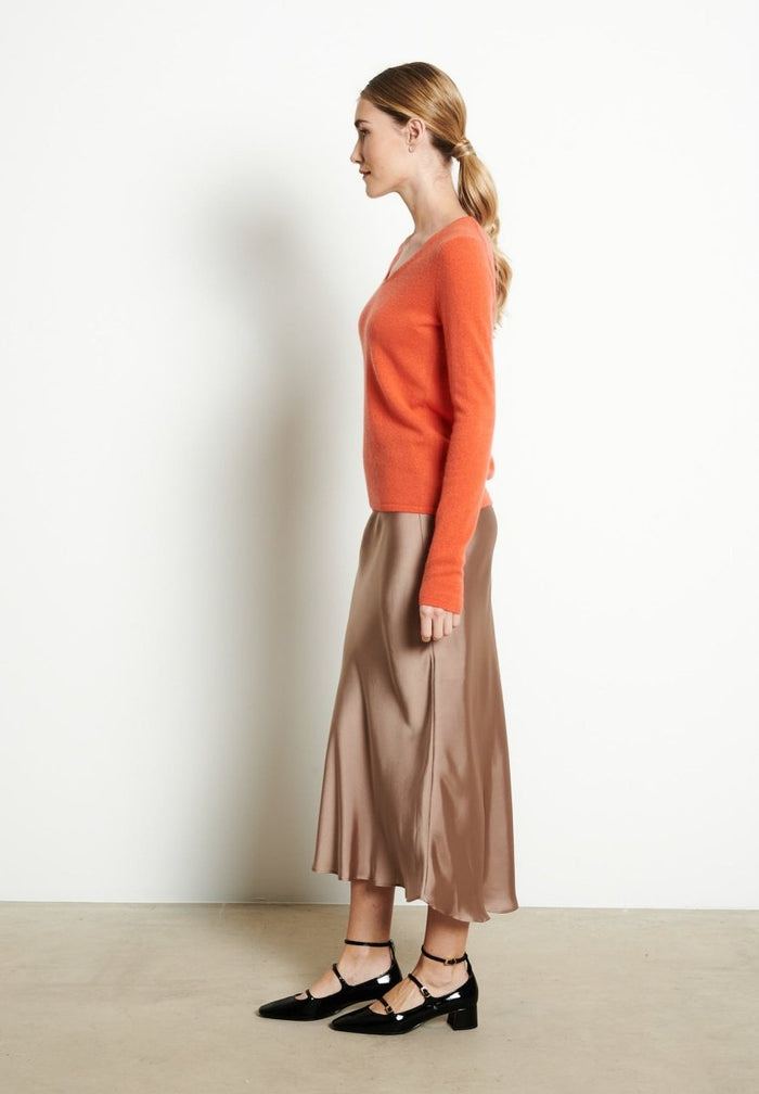 LILLY 2 Pull col V en cachemire mandarine