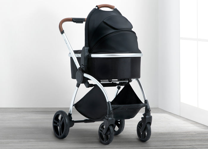 Black (001)