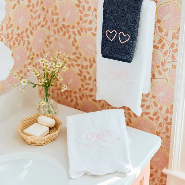 Scalloped Edge Hand Towel