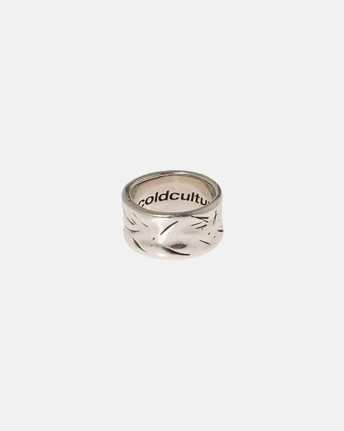 SCRATCH RING - silver scratched band ring, detail close-up - Cold Culture