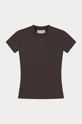 SCULPTING STRETCH EMBLEM BABY TEE - CHOCOLATE