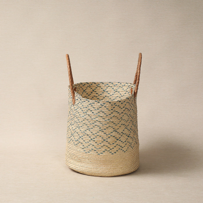 Shopper basket tote with leather