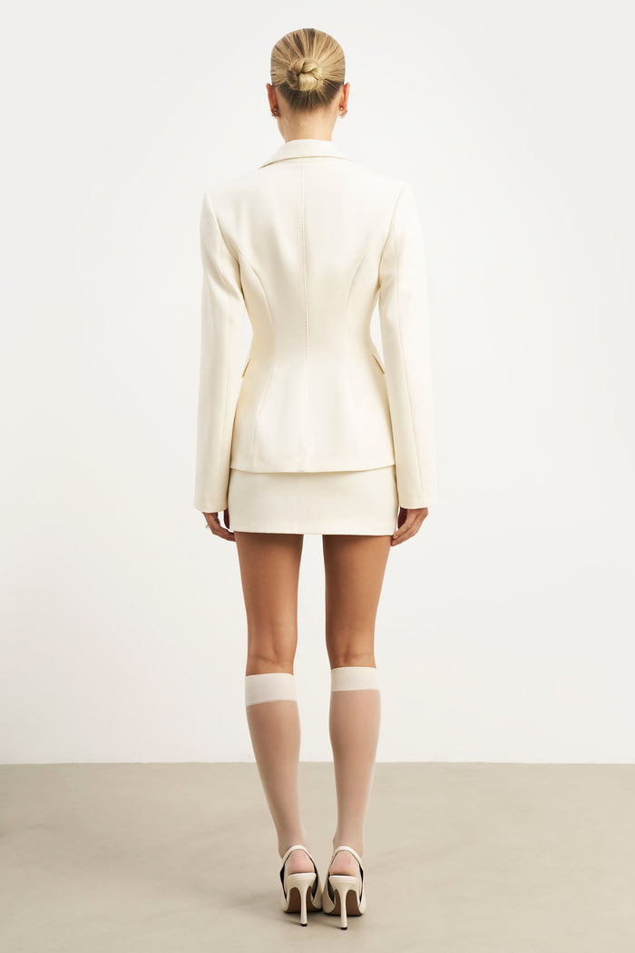 Single Breasted Cinched Waist Blazer - Cream