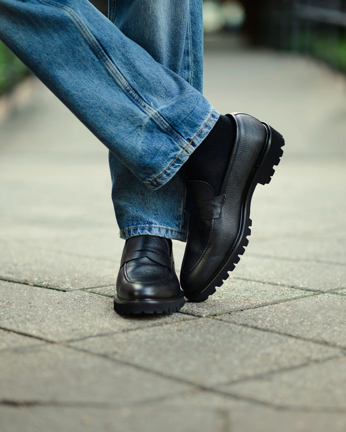 Southern Gents Smithson Penny Lug Loafer – Black