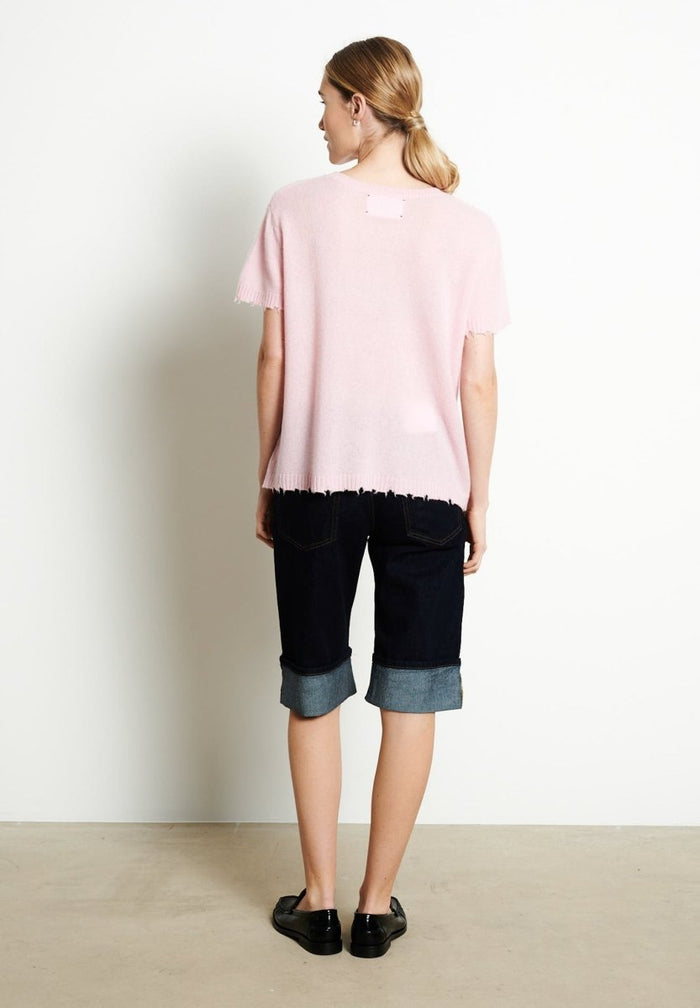 AVA 6 T-shirt en cachemire déjaugé col rond manches courtes avec finitions ciselées rose baby