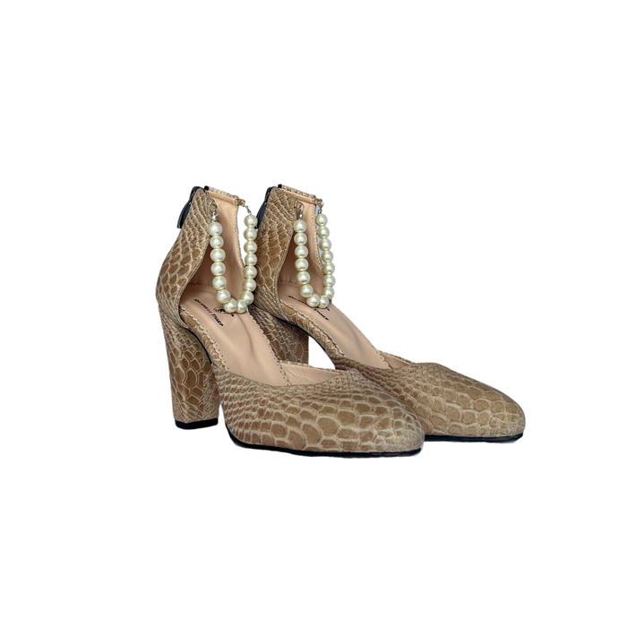 Taupe Pearl Pump
