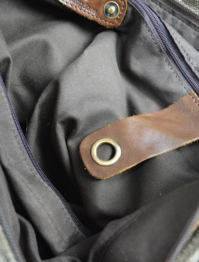 Traditional Tweed & Leather Single Buckle Bag