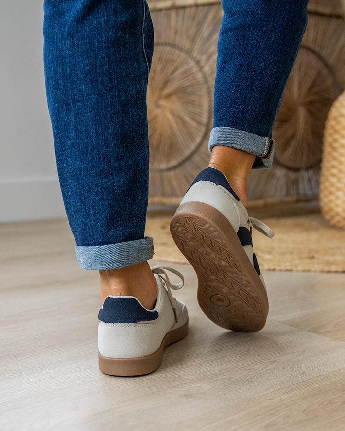 Very G Retro Sneakers - Beige SALE Very G