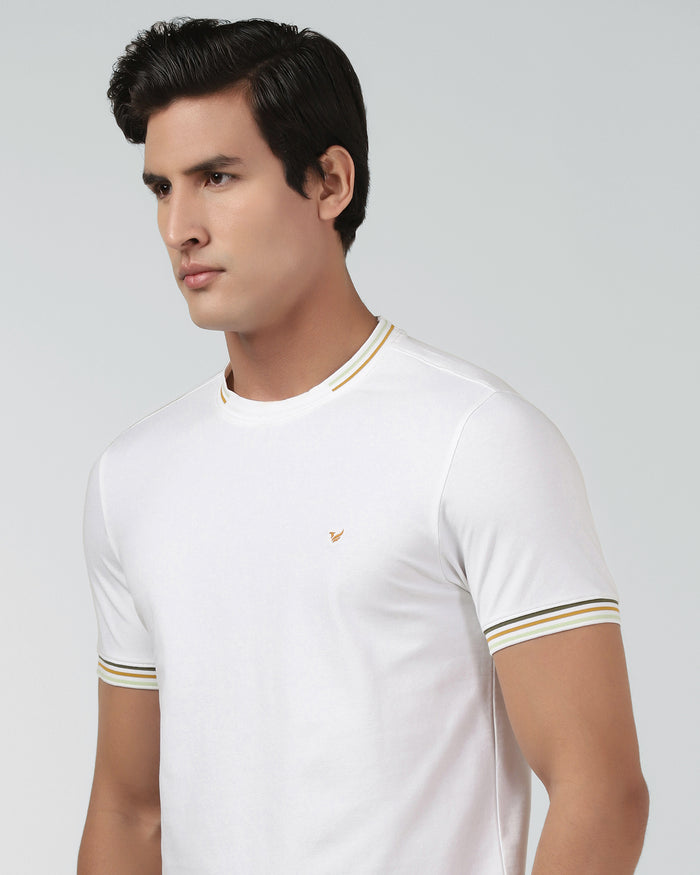 White Crew Neck Solid T-Shirt - Bellatrix