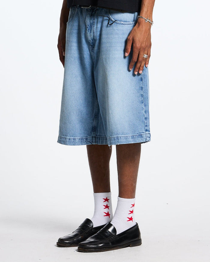 WIND SHORTS MARINE BLUE - light blue denim shorts, front view on male model - Cold Culture #man