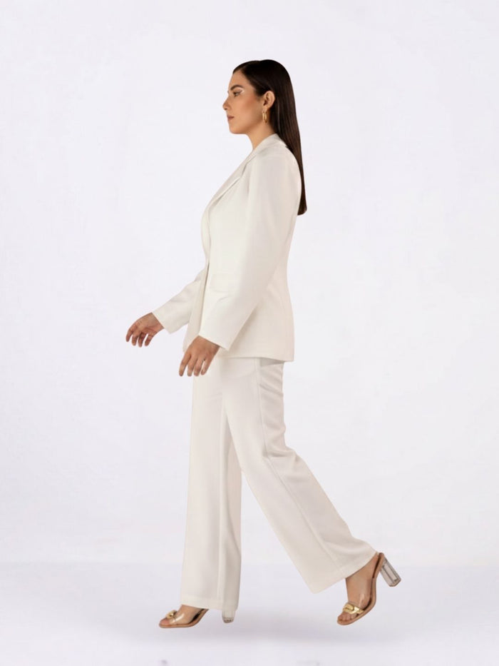 Women White Single breasted Stretch Formal Pant Suit