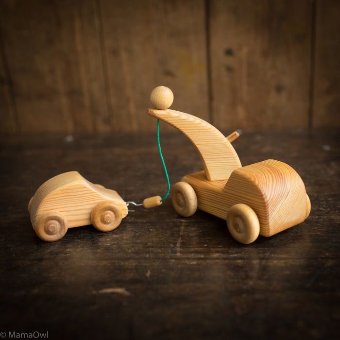 Wooden Small Tow Truck With Small Car
